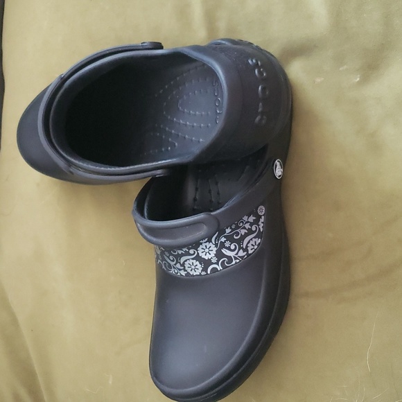 Crogs - Picture 5 of 5